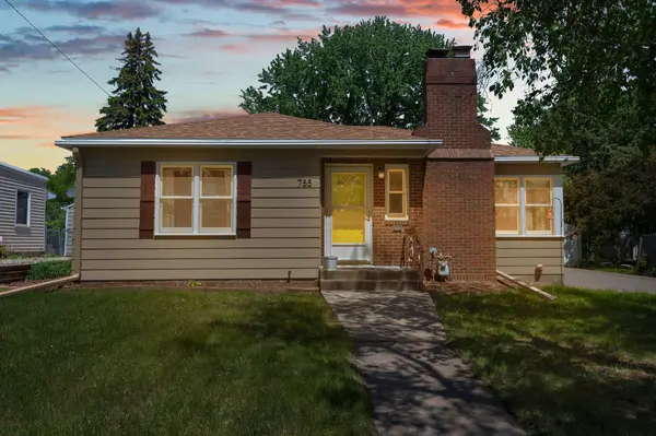 755 Parkview AVE, Saint Paul, MN 55117