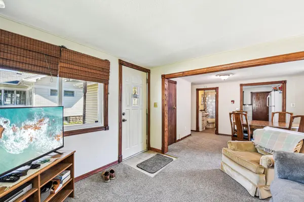 926 Bellows ST, West Saint Paul, MN 55118