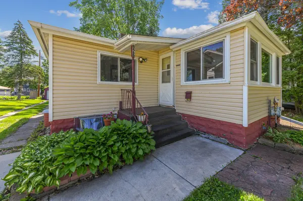 926 Bellows ST, West Saint Paul, MN 55118