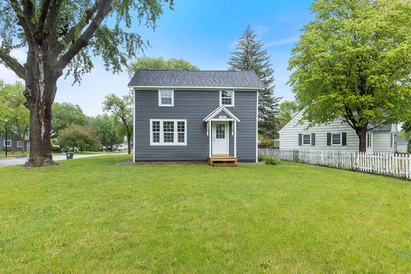 806 N 4th ST, Marshall, MN 56258