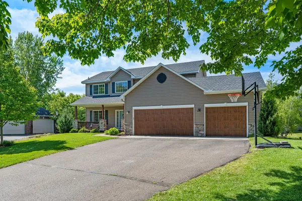 19883 Evensong CT, Farmington, MN 55024