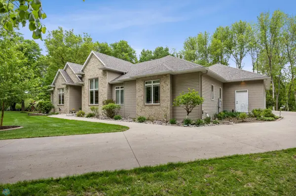 166 50th AVE E, West Fargo, ND 58078