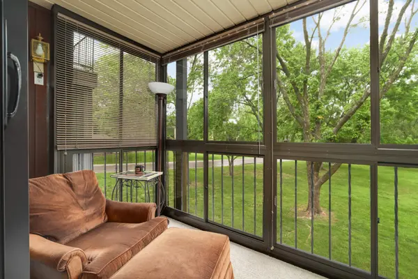 3461 Kent ST #1104, Shoreview, MN 55126