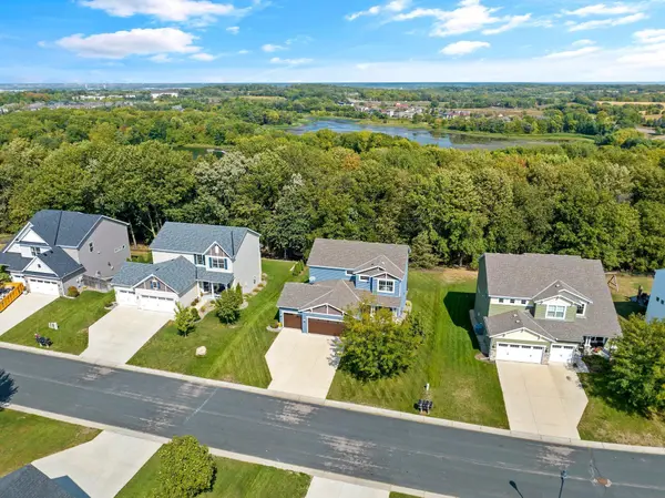 3630 Pointe PASS NW, Prior Lake, MN 55372