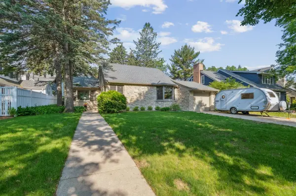 3448 Humboldt AVE S, Minneapolis, MN 55408