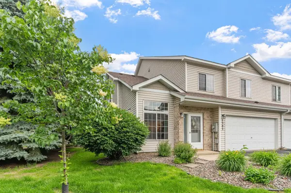1297 124th AVE NE, Blaine, MN 55434