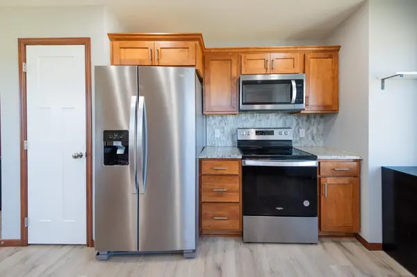 1004 7th AVE NW, Kasson, MN 55944