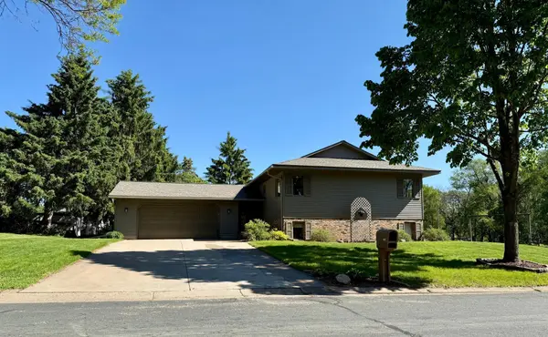 507 Pine Ridge TER, River Falls, WI 54022
