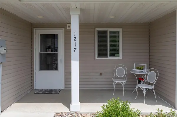 1217 Sundance CT NE, Byron, MN 55920