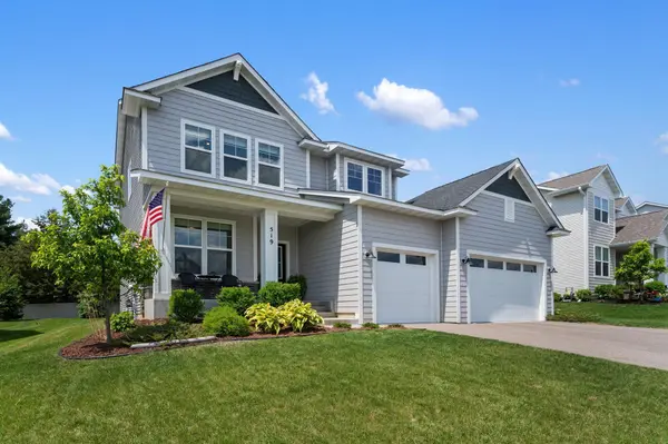 519 Elizabeth WAY,  Hudson,  WI 54016