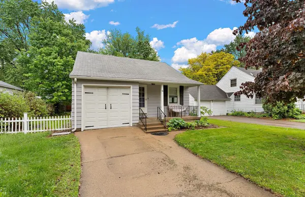 41 17th AVE N, Hopkins, MN 55343