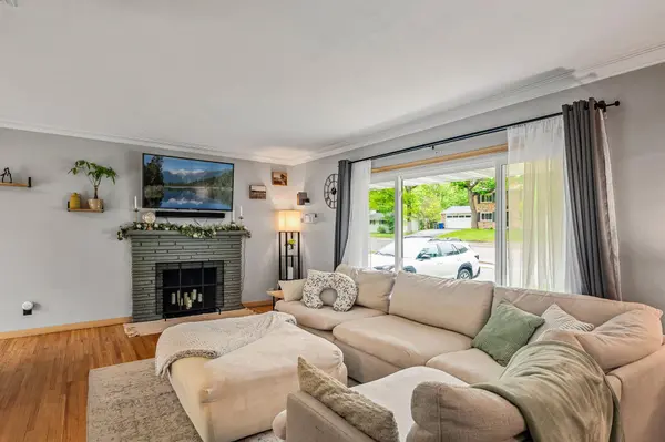 1611 Winnetka AVE N, Golden Valley, MN 55427