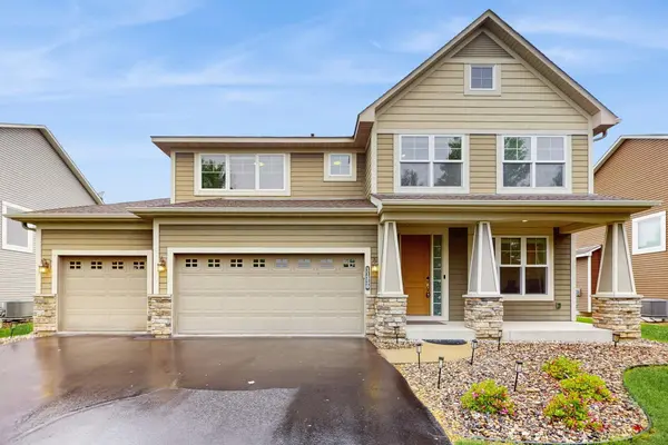 11330 Harness RD, Woodbury, MN 55129