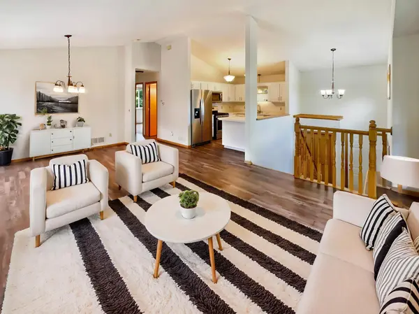 1708 Fountain LN, Waconia, MN 55387