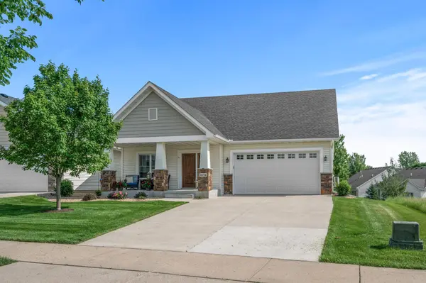 1034 36th ST W, Hastings, MN 55033