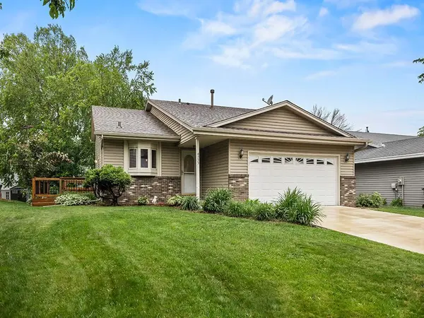 4233 Valley Forge PL, Eagan, MN 55123