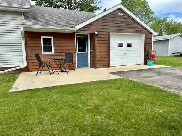 601 4th ST W, Park Rapids, MN 56470