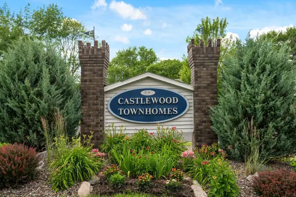 7056 218th Street PL N, Forest Lake, MN 55025