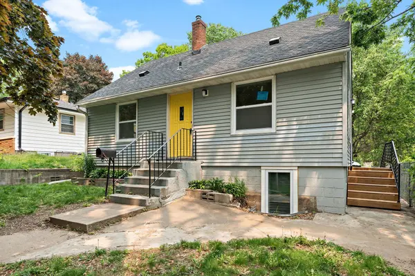 549 Annapolis ST E, Saint Paul, MN 55118