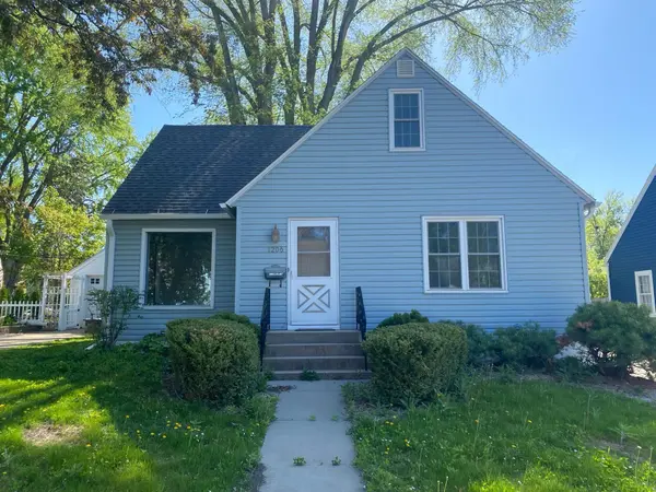 1206 12th AVE NE, Rochester, MN 55906