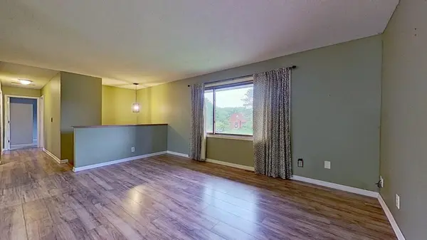 18210 Deerwood LN NE, East Bethel, MN 55092
