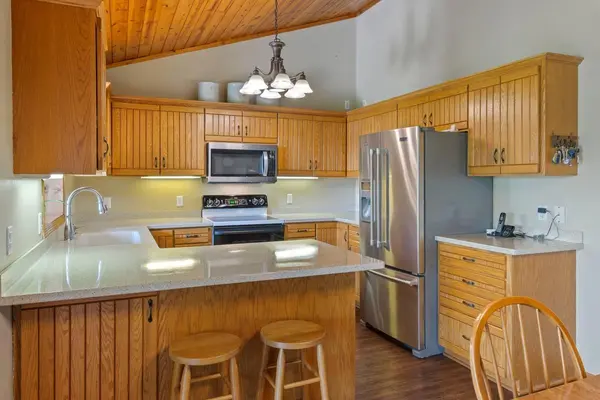 13631 36th ST NW, Annandale, MN 55302