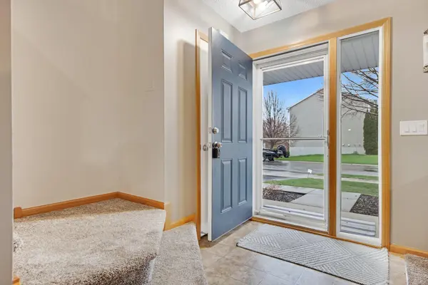 10542 188th AVE NW, Elk River, MN 55330