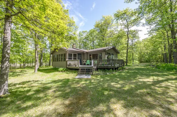 1109 County 46 NW, Hackensack, MN 56452