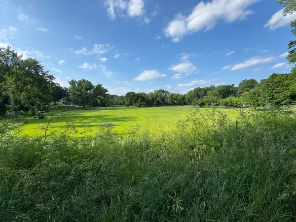 0000 Quentin Avenue S, Saint Mary's Point, MN 55043