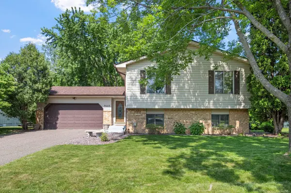 9645 Garrison WAY, Eden Prairie, MN 55347