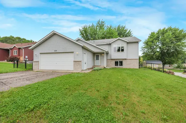 810 7th AVE N,  Sauk Rapids,  MN 56379