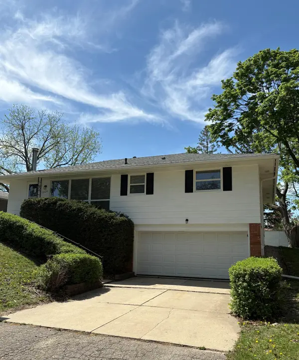 2220 23rd ST NW, Rochester, MN 55901