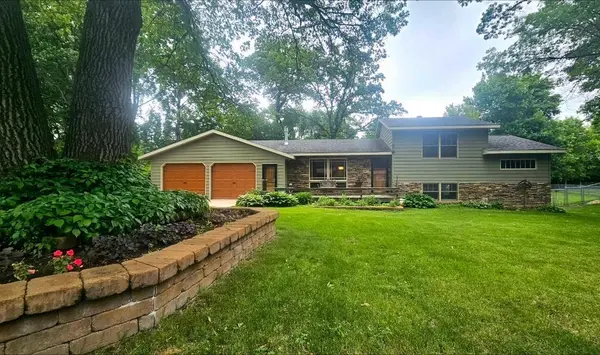 1912 S Oak Knoll DR NE,  Alexandria,  MN 56308
