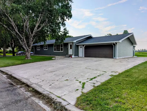 308 9th AVE, Clarkfield, MN 56223