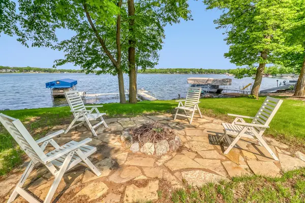 2284 Long Lake RD, Detroit Lakes, MN 56501