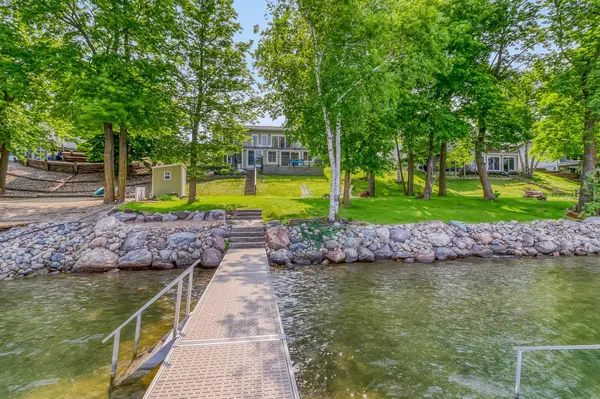 2284 Long Lake RD, Detroit Lakes, MN 56501