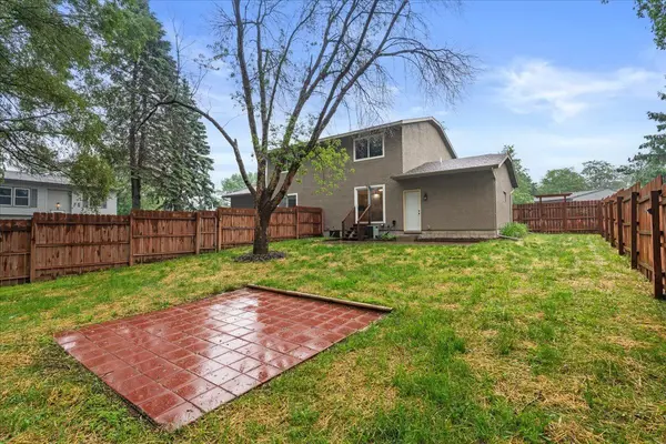 751 Sand Hill PT, Hudson, WI 54016