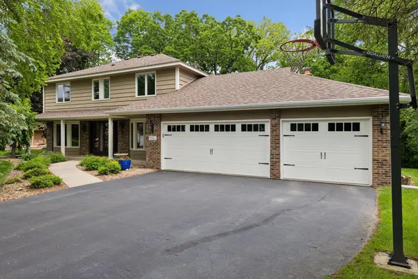 5921 Creek PT, Minnetonka, MN 55345