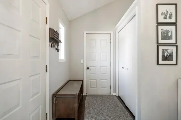 4417 Braddock TRL, Eagan, MN 55123