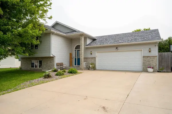 4408 Manorwoods PL NW, Rochester, MN 55901