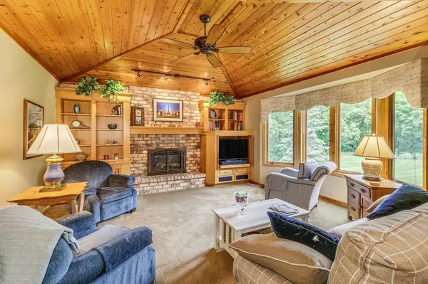 14900 1st AVE S, Burnsville, MN 55306