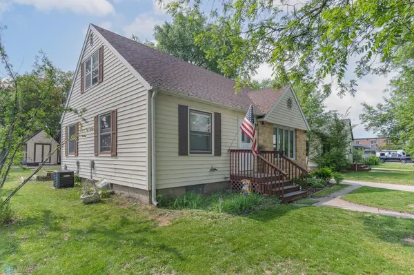 709 9th ST, Hawley, MN 56549