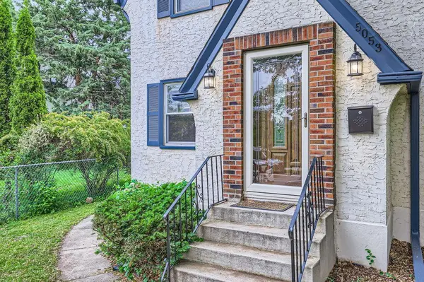 5053 Ewing AVE S, Minneapolis, MN 55410