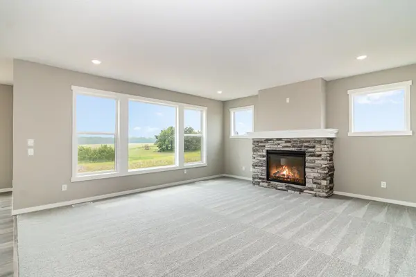 20610 Redwood ST NW, Oak Grove, MN 55011
