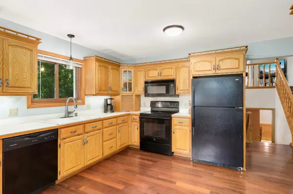 2745 Maplewood CIR, Monticello, MN 55362