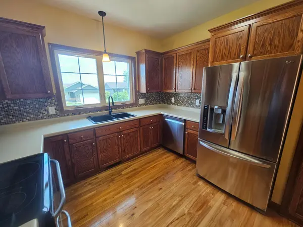 3657 46th AVE NW, Rochester, MN 55901