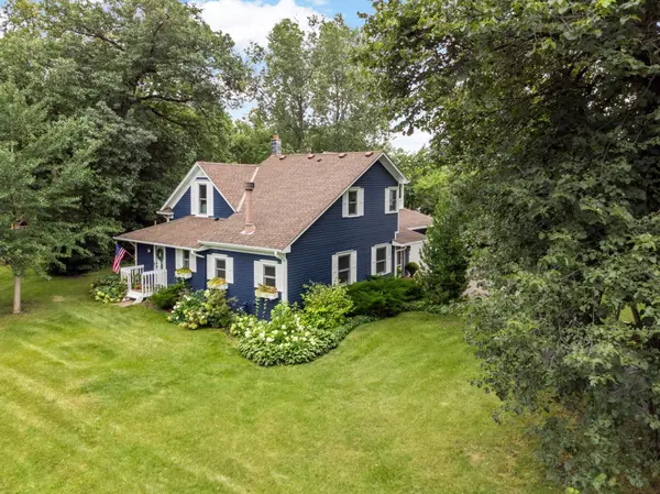 1080 Crest Ridge CT, Mound, MN 55364