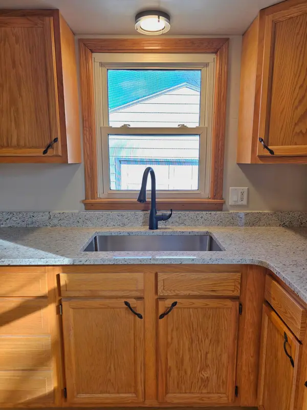 406 9th AVE NW, Rochester, MN 55901