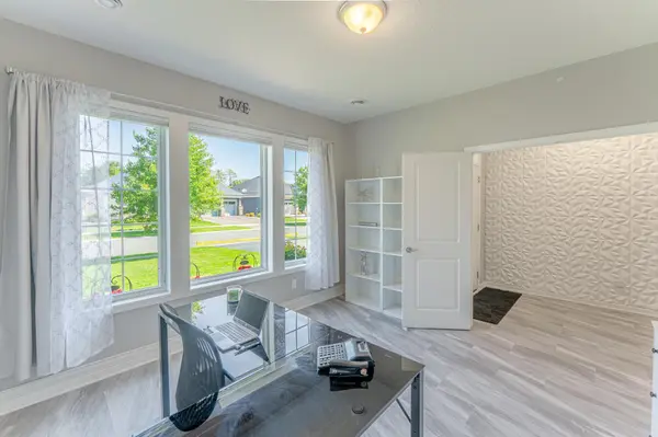 8799 Irving BLVD N, Lake Elmo, MN 55042