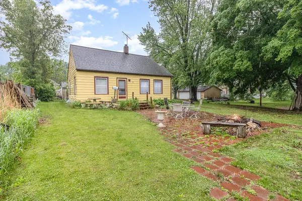 209 4th ST W, Jordan, MN 55352